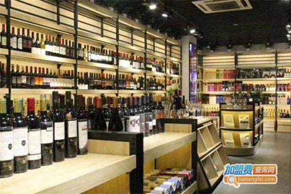 高档烟酒专卖店加盟_开高档烟酒专卖店赚钱养家很轻松！
