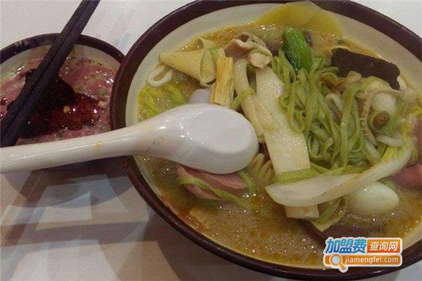 尚他家麻辣烫加盟费