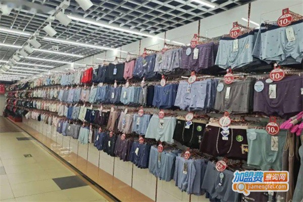 万客来服装超市加盟费
