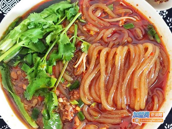 小师傅酸辣粉加盟费