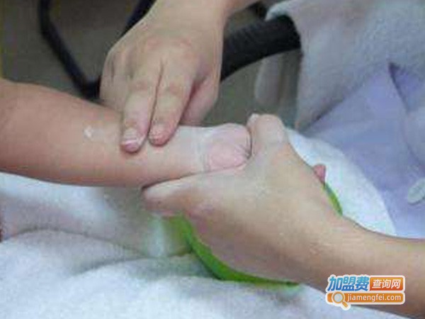 小药泥先生小儿推拿加盟