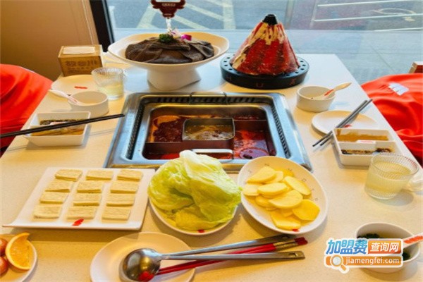 故川水牛毛肚火锅加盟费