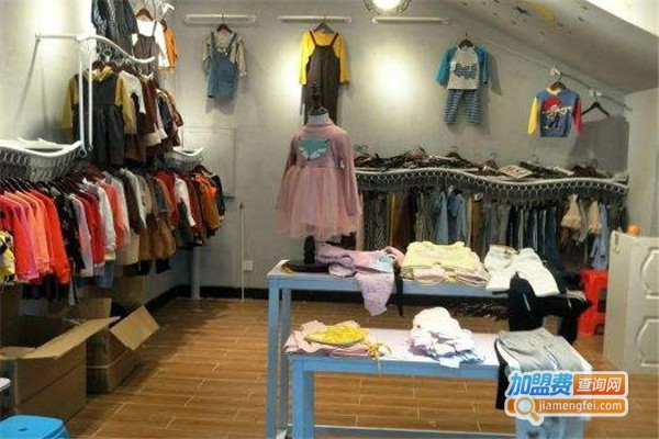 小玩熊童装加盟费