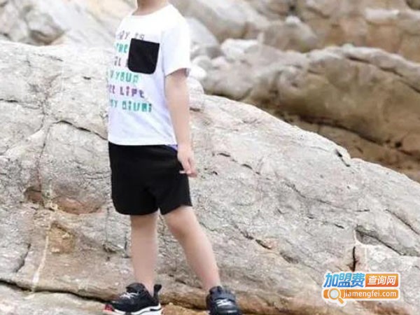 快乐丘比童装加盟费