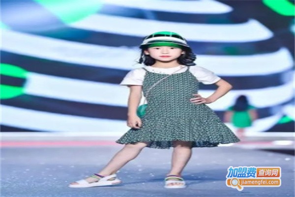 童星诺童装加盟费