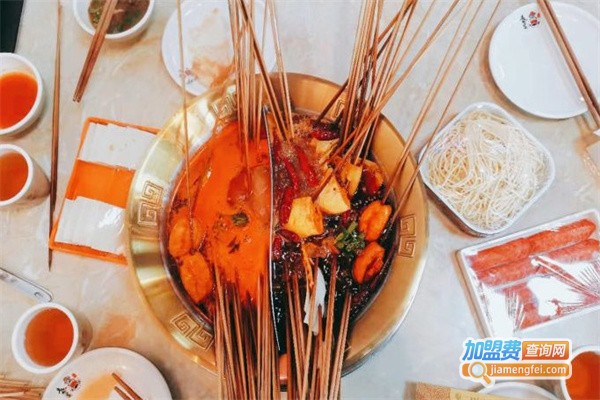 幸福牛八爷串串火锅加盟