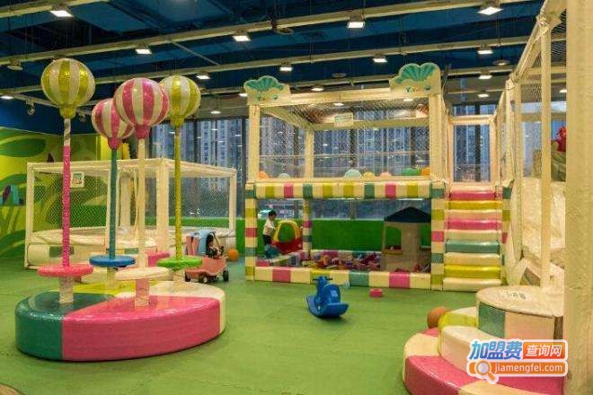 小能人儿童创意乐园加盟费