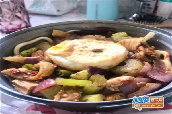 牛拾叁大碗爆肚面加盟费