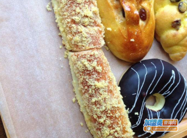 爱米尔纯米面包坊加盟费