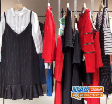依袖女装加盟费