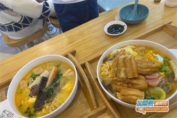 酱子煮麻辣烫加盟费