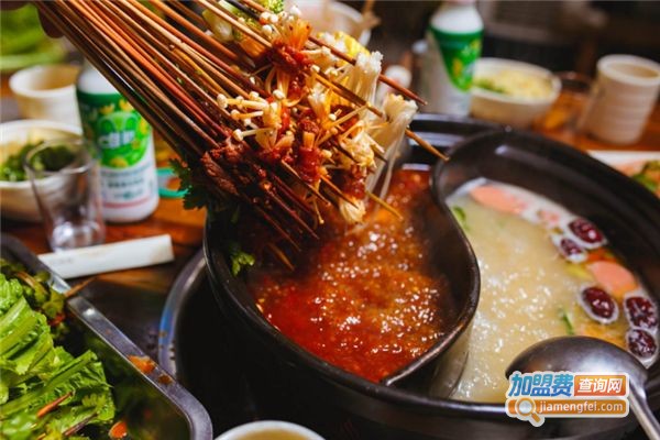 炫唇潮派串串香加盟费