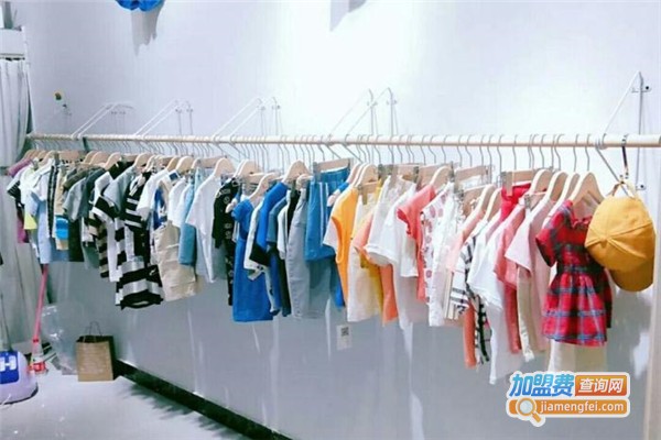 浪漫小猪童装加盟费