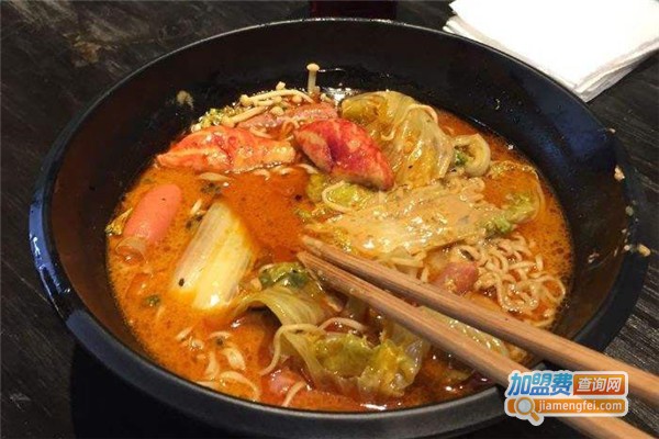 乔歪嘴私房麻辣烫加盟费