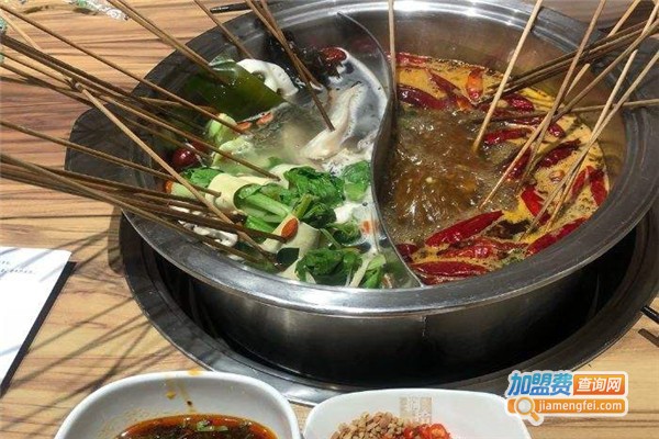 卡卡角角吃铲铲串串香加盟费