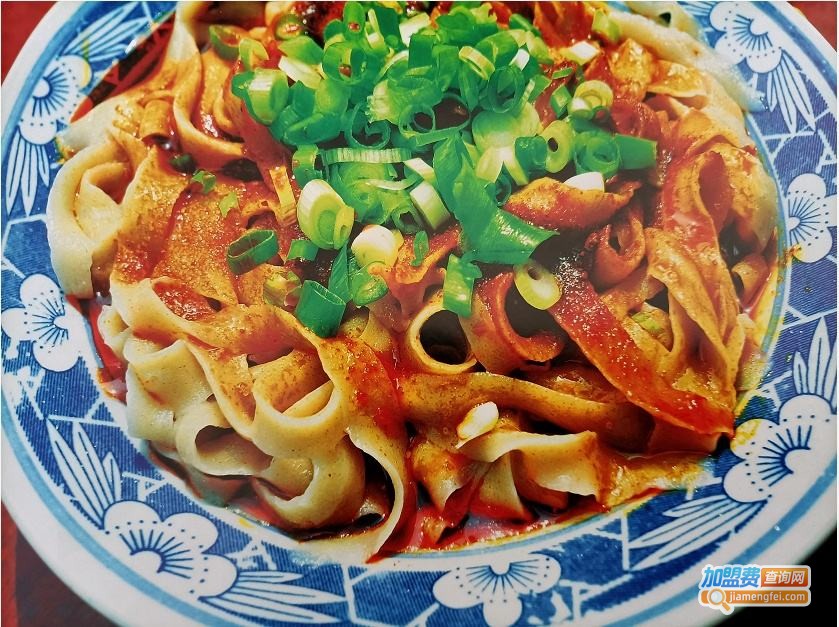 炯炯刀削面加盟费