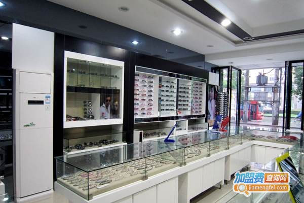 博士伦眼镜加盟