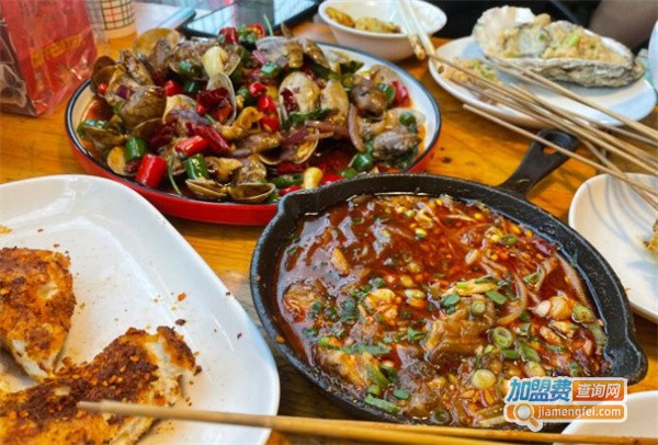 蚝爷海鲜烧烤大排档加盟