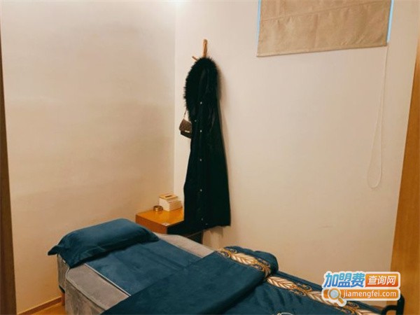 六初采耳加盟费