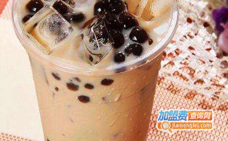 小淘气奶茶加盟费