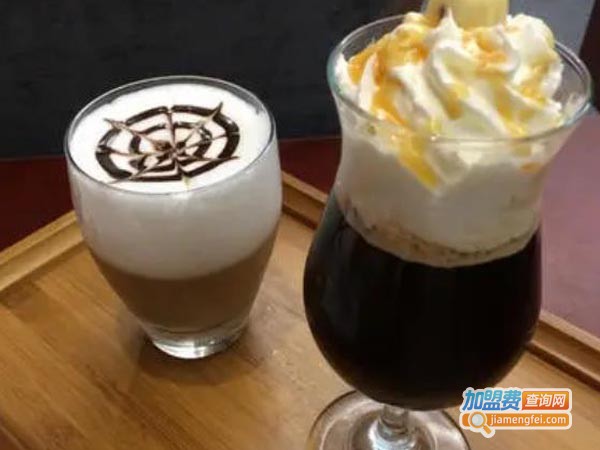 八里香奶茶加盟费