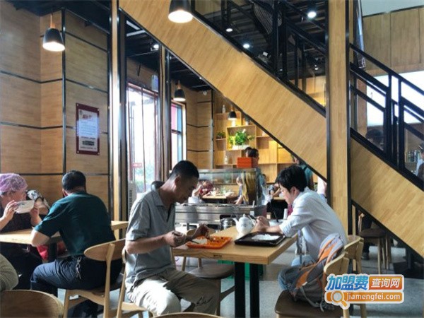 筋的亨牛肉拉面加盟费