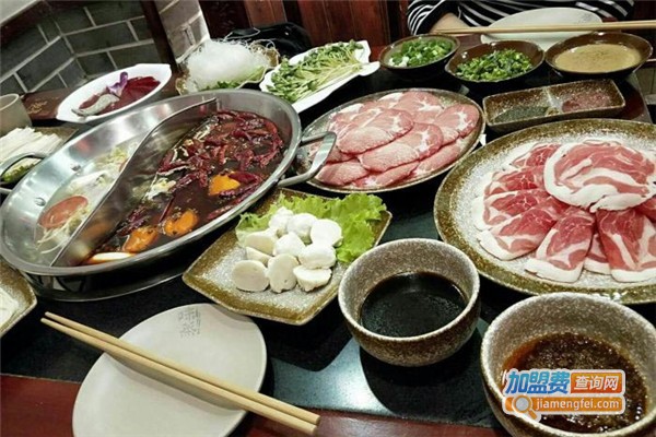 麓山派卤味火锅