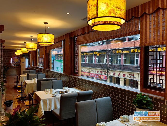 千厮仓炖鸡馆加盟费