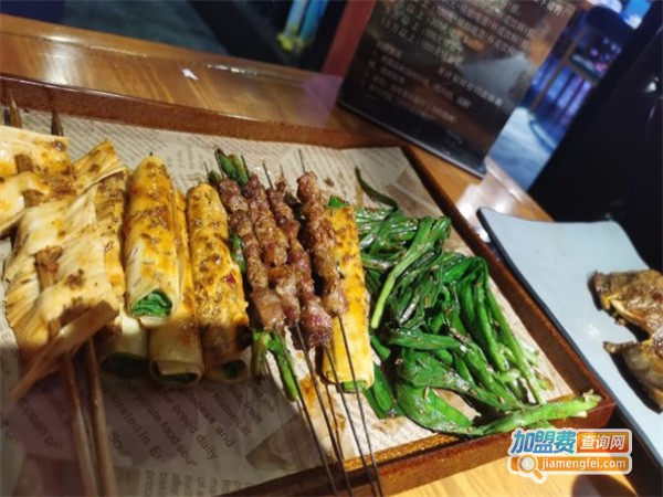 拾年音乐餐厅加盟费