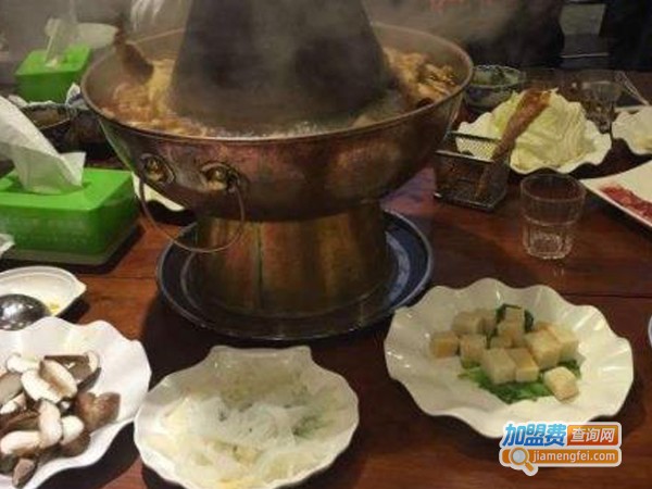 炉打滚火锅加盟费