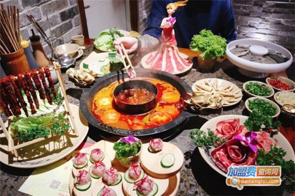 小龙行江湖老火锅