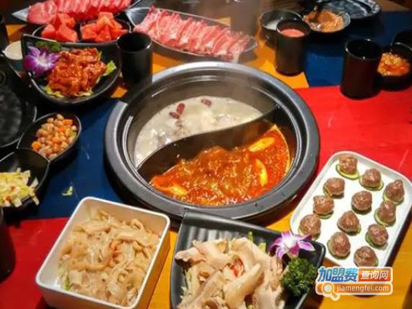 小君哥蒸汽火锅加盟费