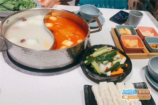 鼎德香火锅店加盟费