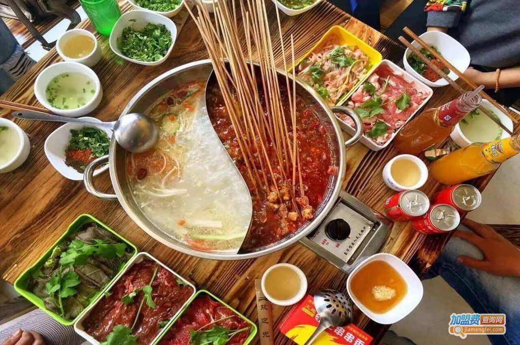 吕串串老味火锅