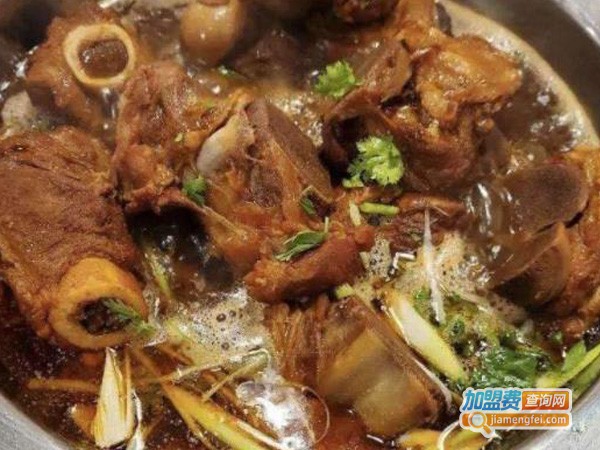 汤客道牛骨煲火锅