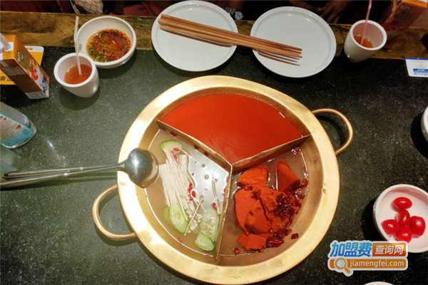 龙门镇重庆市井火锅店