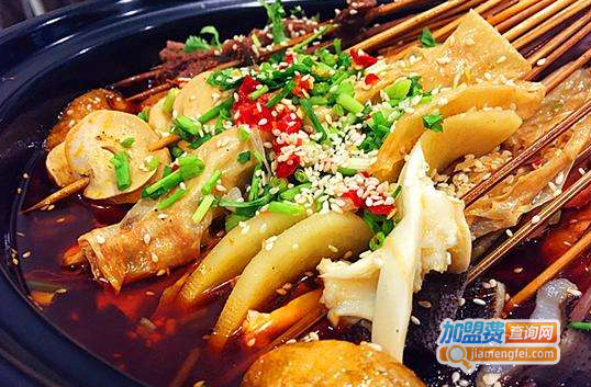 绿蚁小红炉串串火锅店加盟费