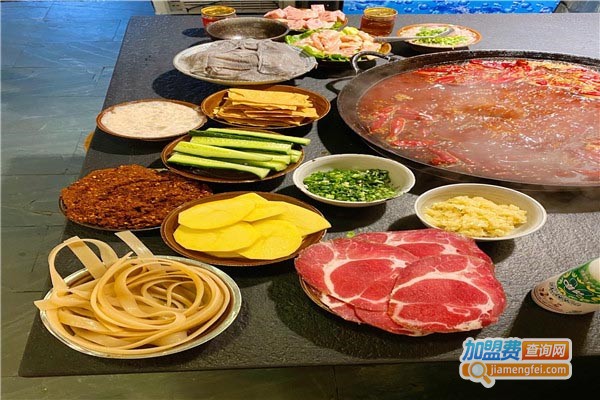 半城正宗重庆火锅加盟费