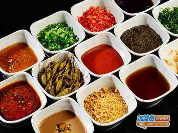 苏小北旋转火锅加盟费