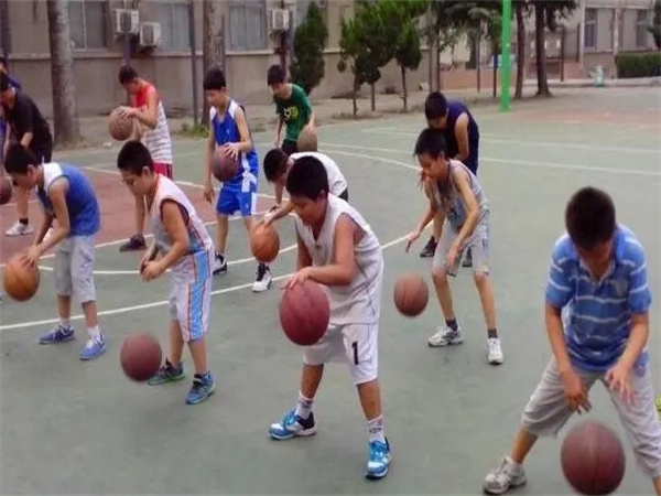 光谷篮球培训加盟，来了解光谷篮球培训加盟的开店策略！