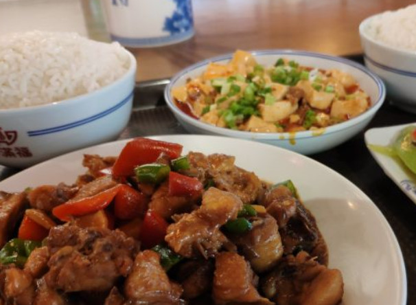 客满福中式快餐加盟