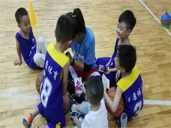 光谷篮球培训加盟费