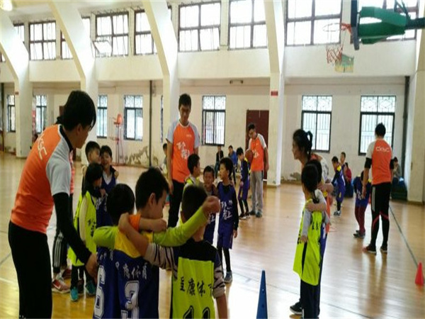 光谷篮球培训加盟费