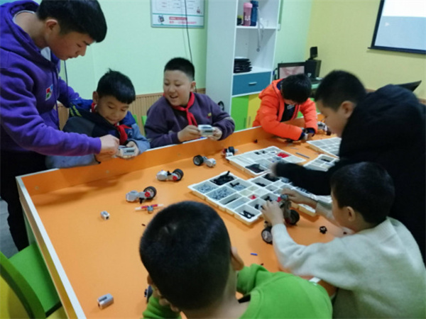 中小学机器人编程加盟费