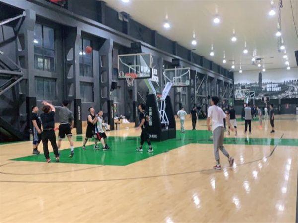 王牌公园篮球俱乐部