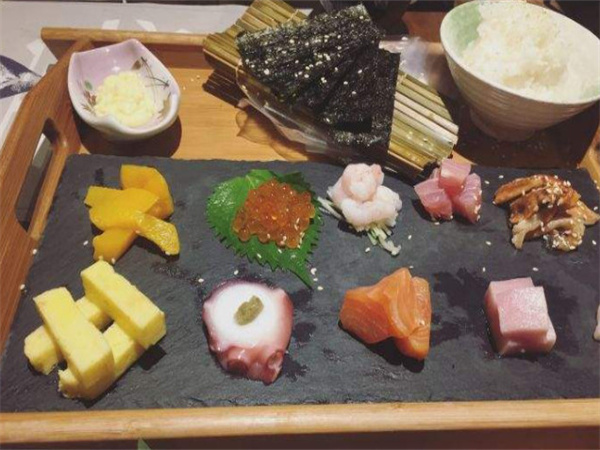 台湾幸福热寿司加盟