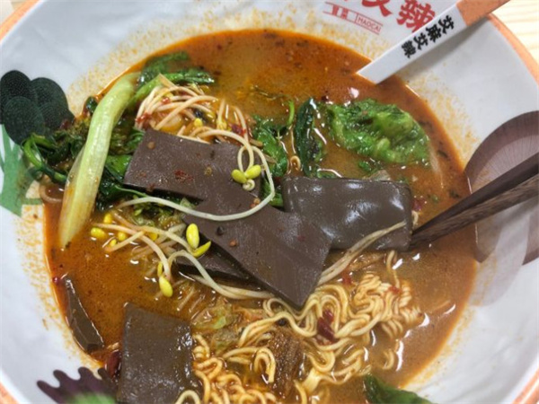 艾麻艾辣冒菜加盟费