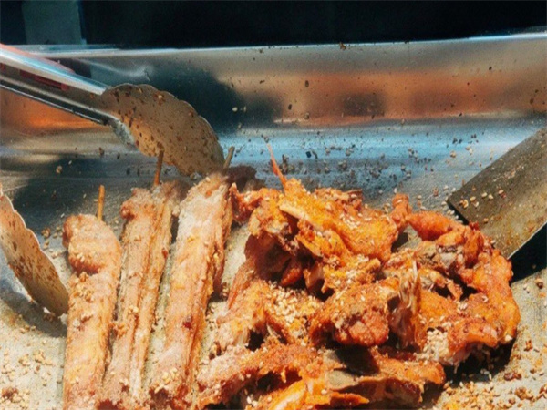 明虎铁板鸡架加盟费