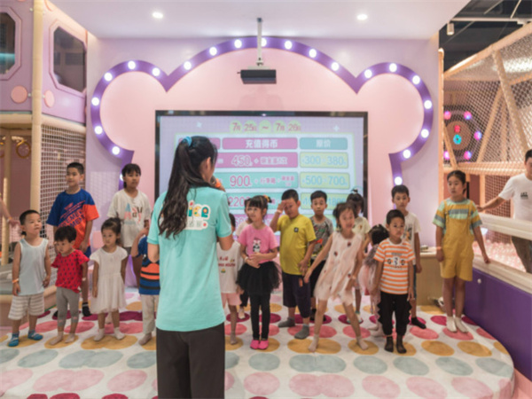 漫奈斯成长乐园加盟