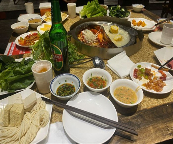 牛辣鲜汤火锅加盟费